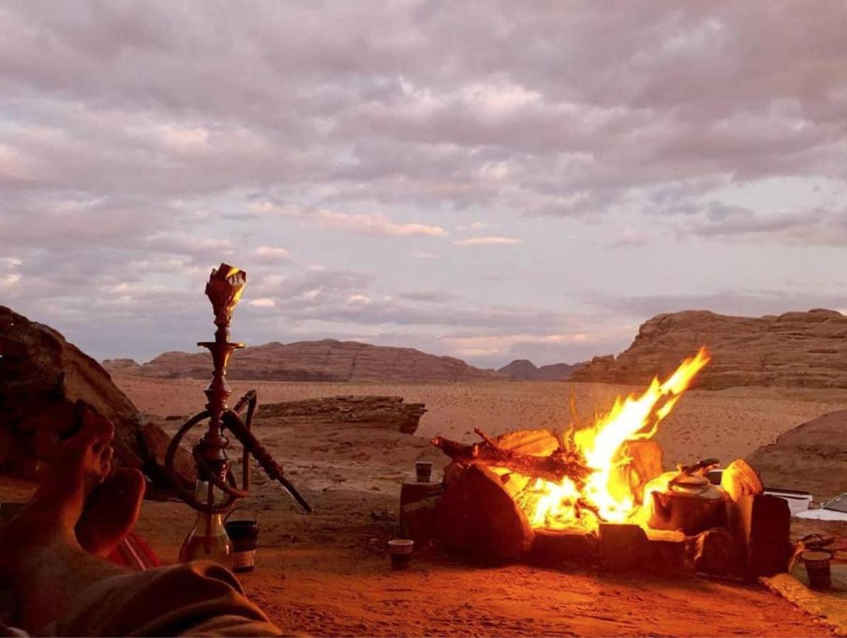 Wadi Rum Bright Moon ภายนอก รูปภาพ