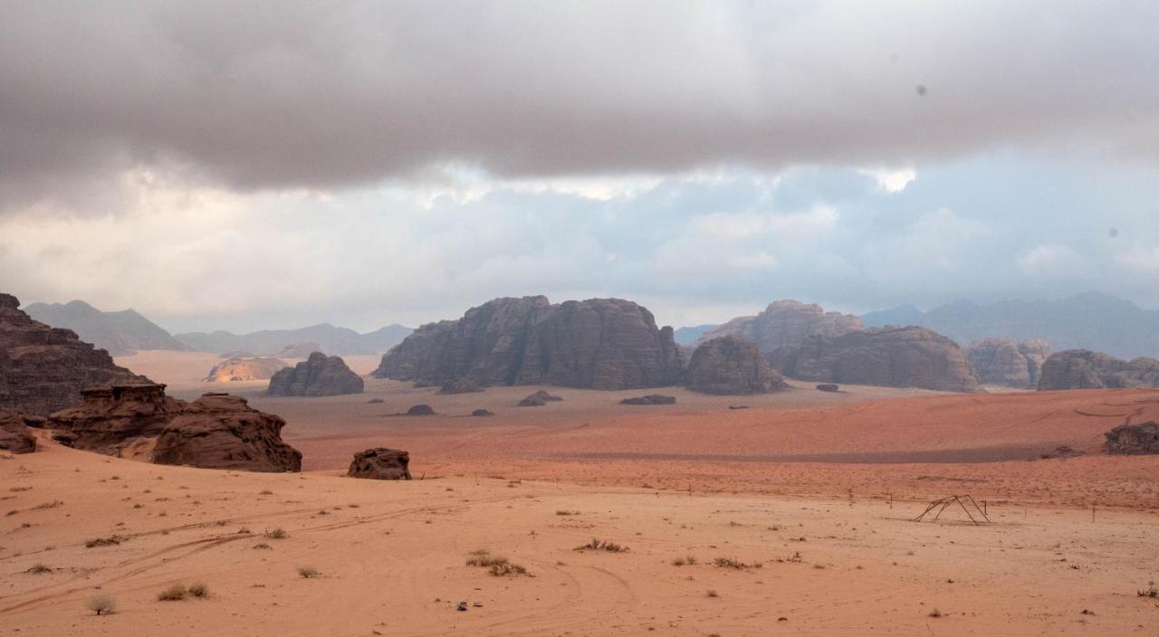 Wadi Rum Bright Moon ภายนอก รูปภาพ